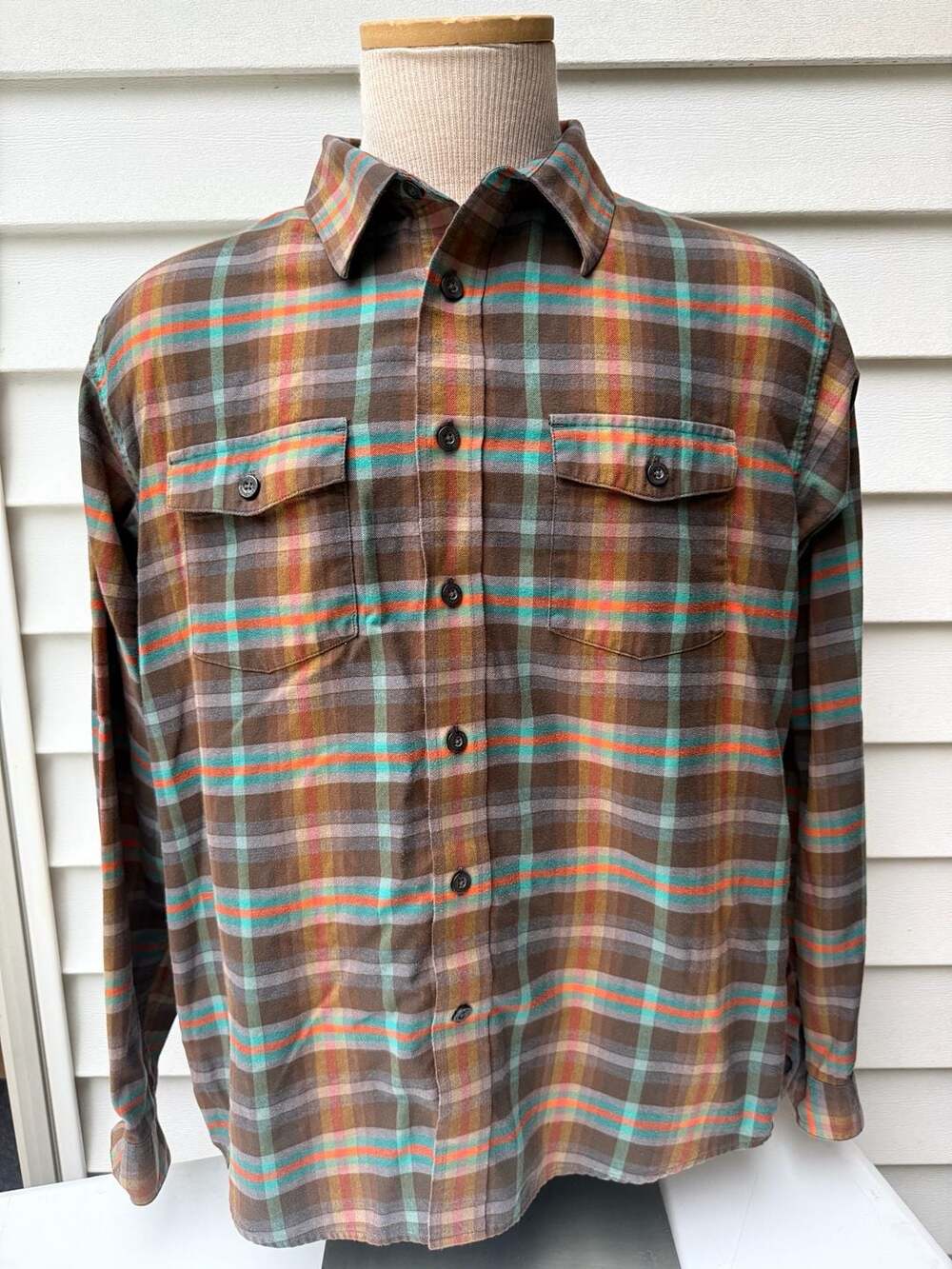 Patagonia Buckshot Shirt Size M Brown Plaid Flannel Button Down